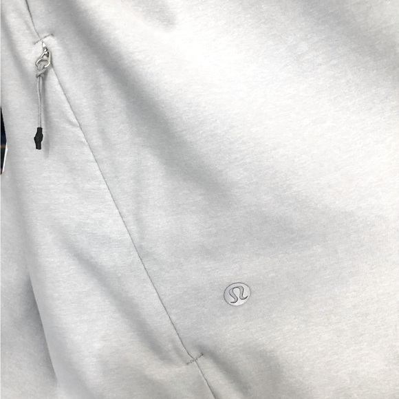 Lululemon Mens Chrome in colour zip up~ Size S - Picture 6 of 6